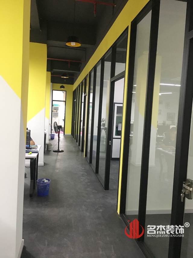 过道羞羞视频网站入口设计完工照.jpg