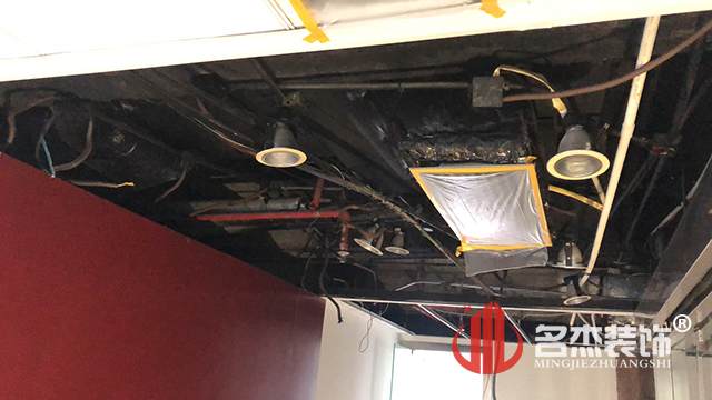 办公室羞羞视频网站入口开工照.jpg