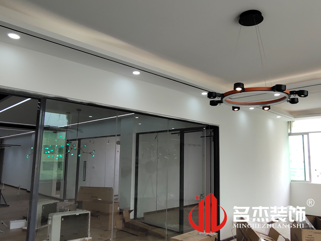 办公室羞羞视频网站入口现场