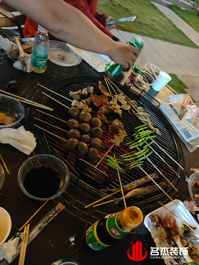 羞羞网址在线观看装饰游记