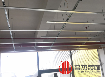 巡工地日记，美容教育培训机构羞羞视频网站入口项目进行中